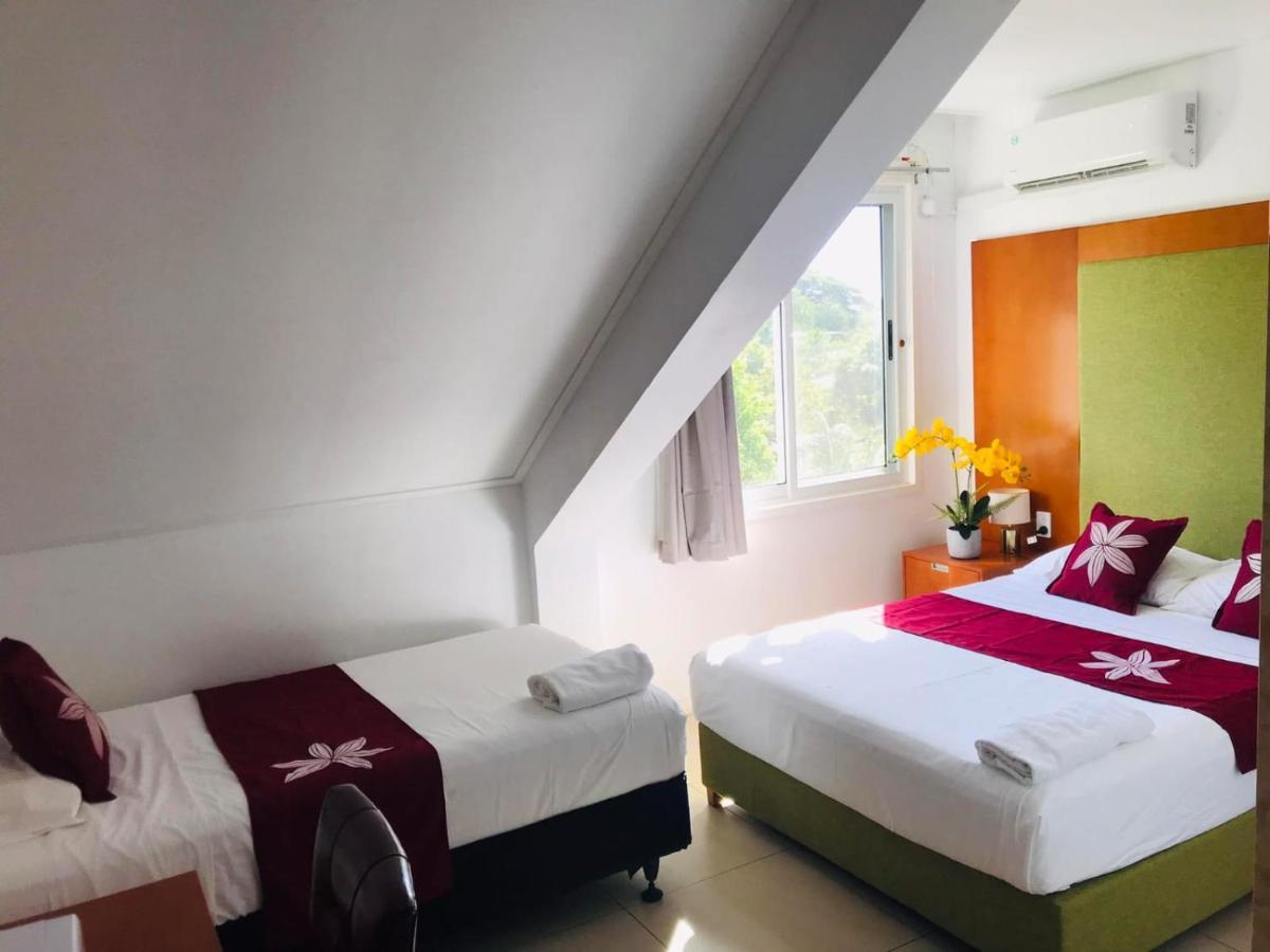 Alec'S Hotel Apia Bagian luar foto