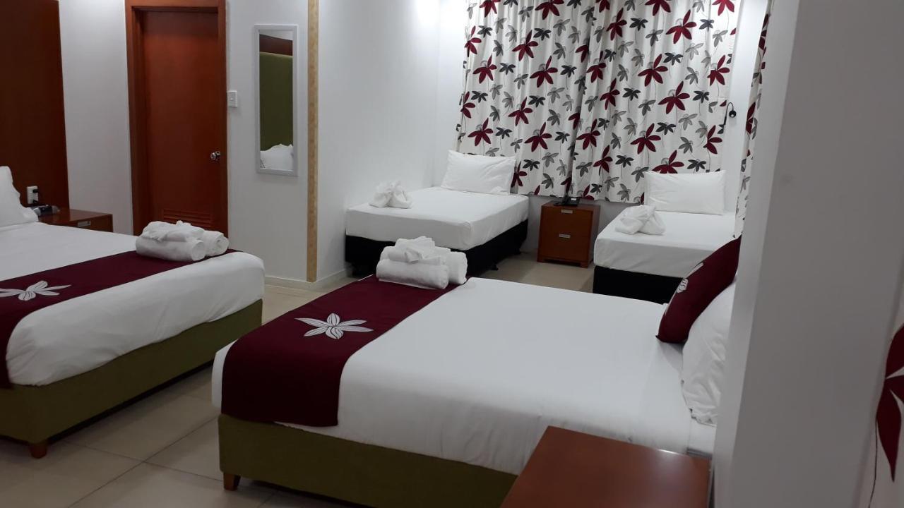 Alec'S Hotel Apia Bagian luar foto